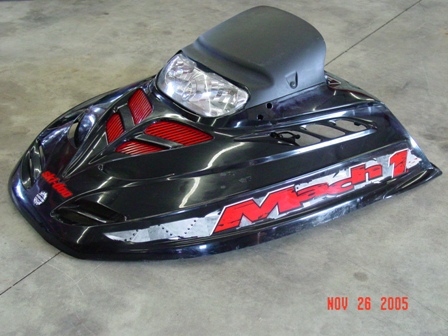 ski doo mach 1 similitude